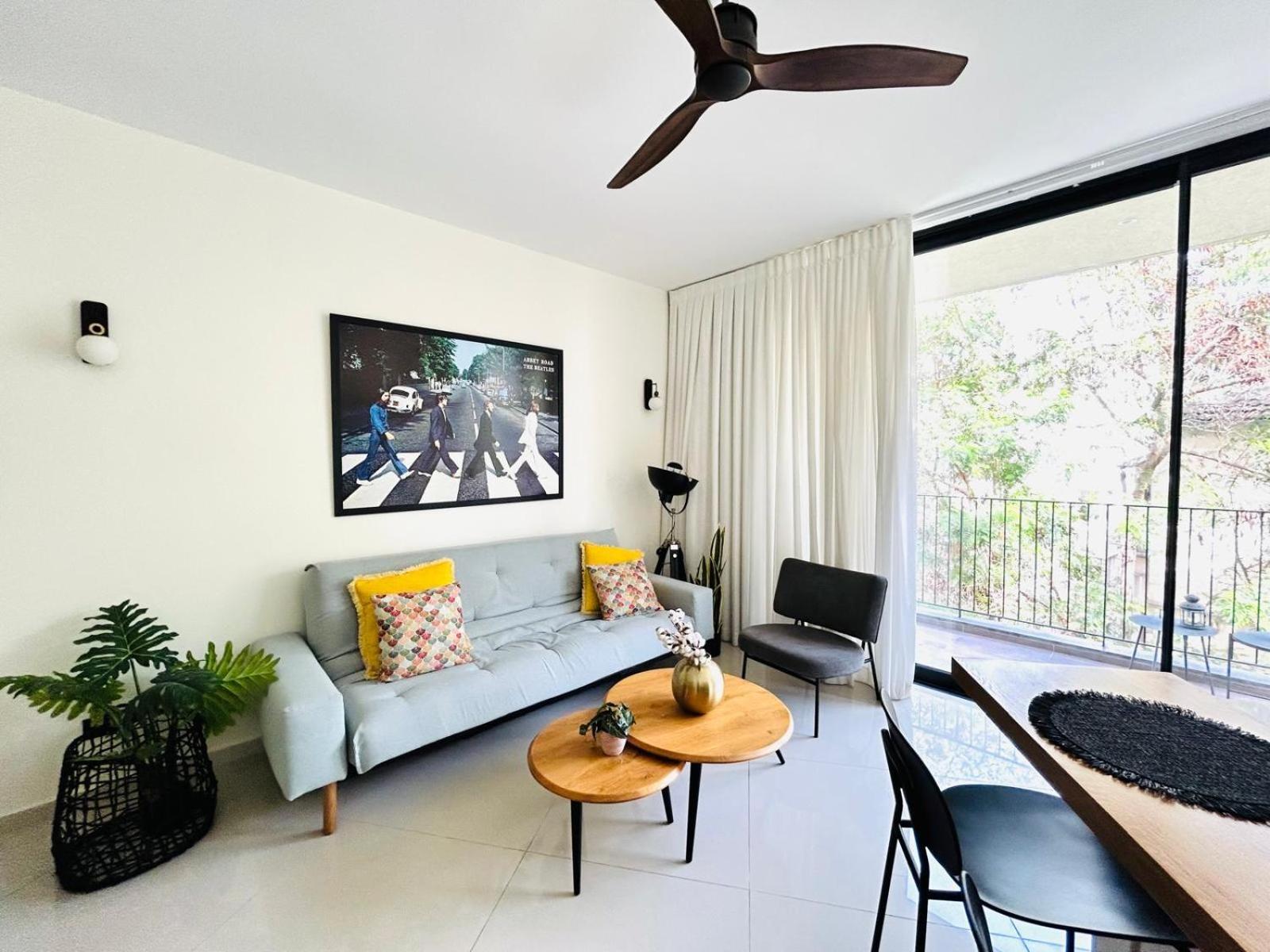 Tel-Aviv Center, Near The Beach, Terrace, 2 People 외부 사진